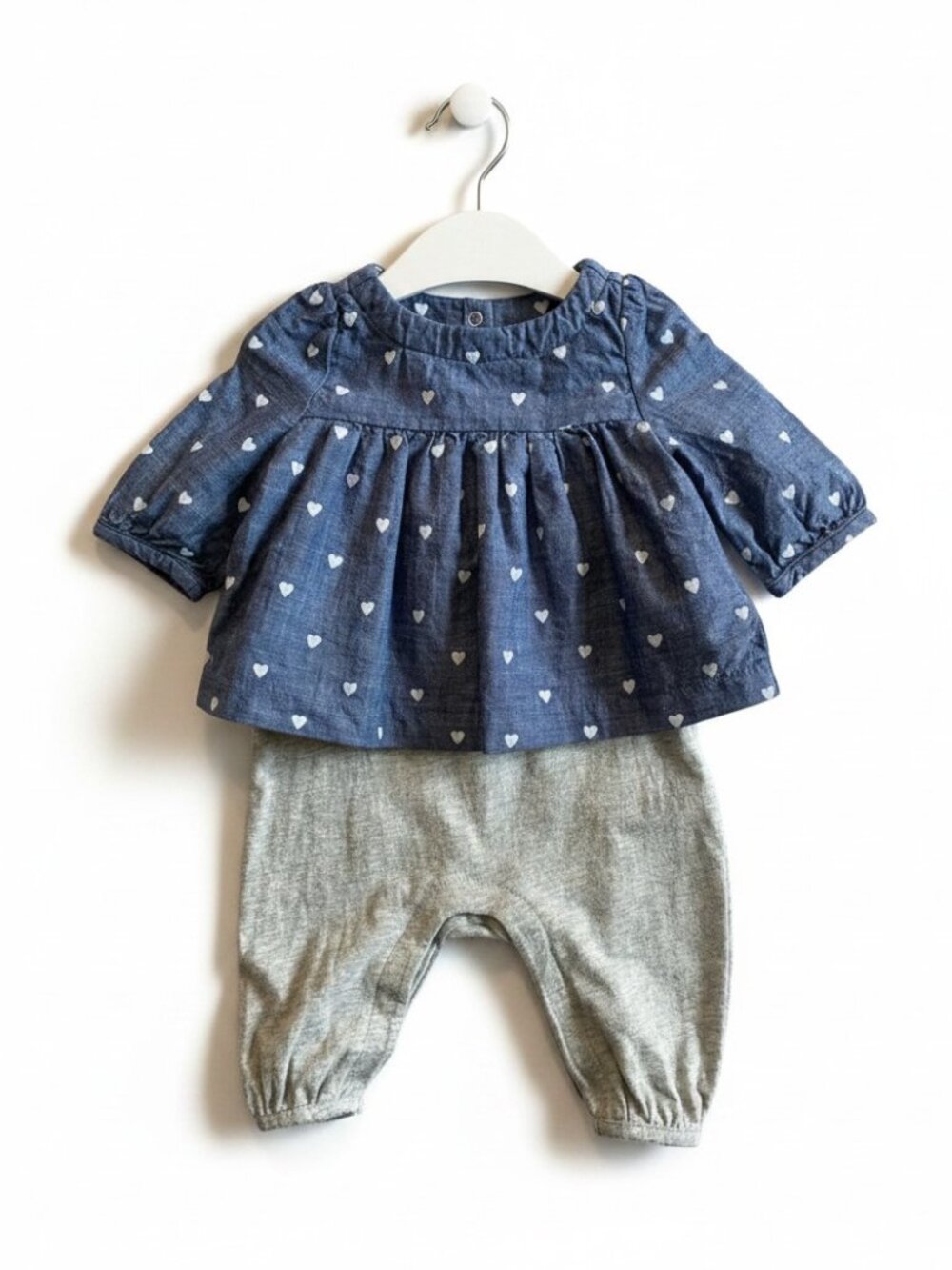 Baby Gap Onepiece 2-in-1 Chambray Heart Print Jumpsuit 0-3 Months